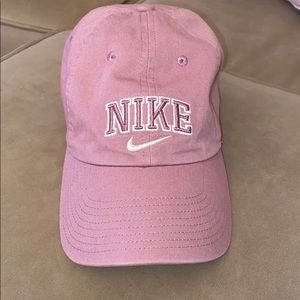 Women’s Nike hat